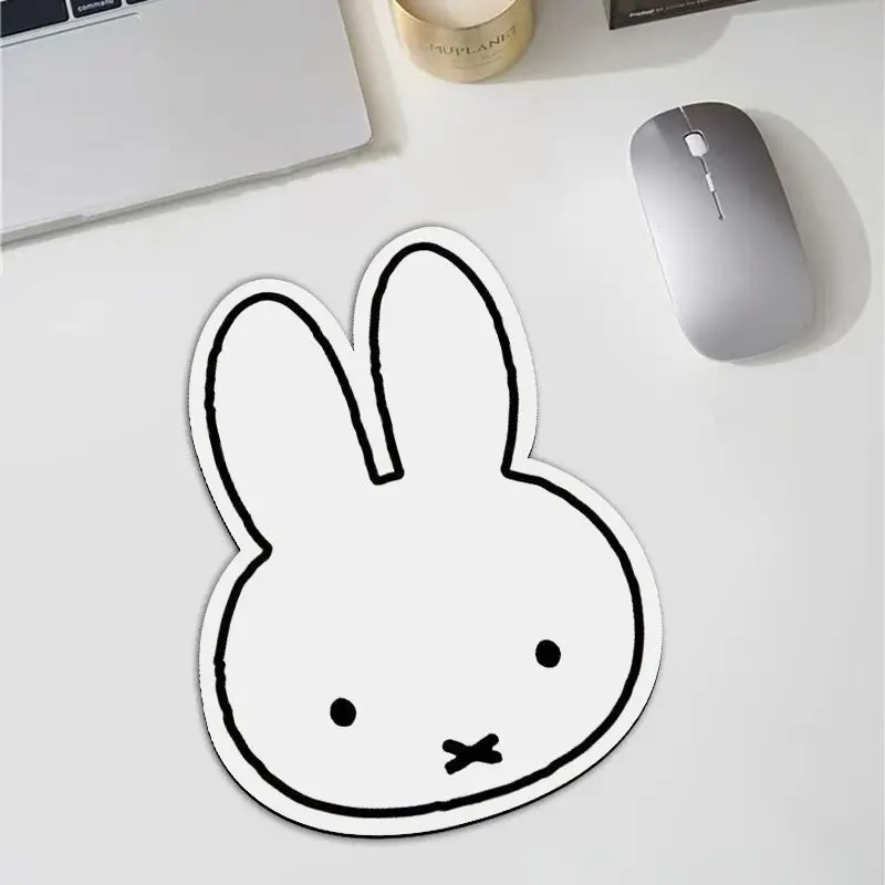 Mouse Pad em Forma de Coelho M - Office Furniture Design avaliação e preço